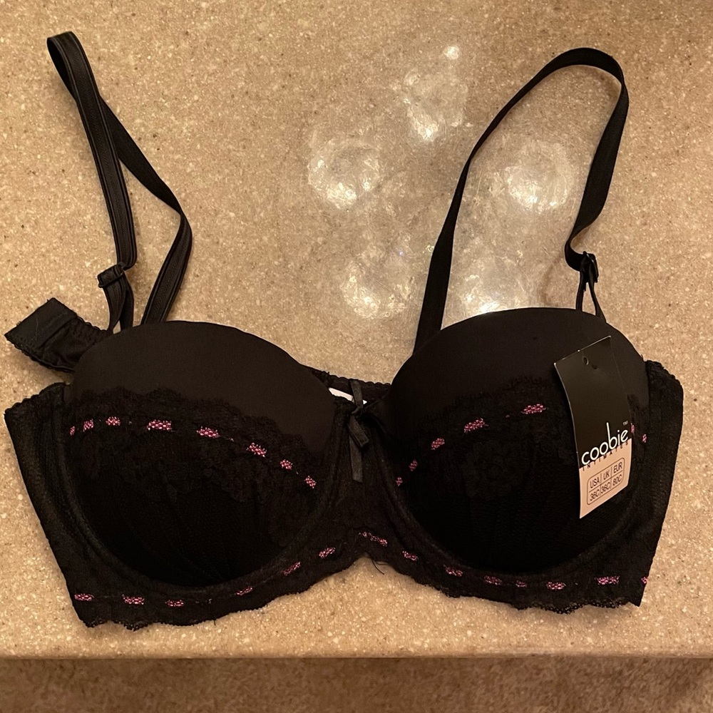 Cookie padded bra, 36C. New with tags.